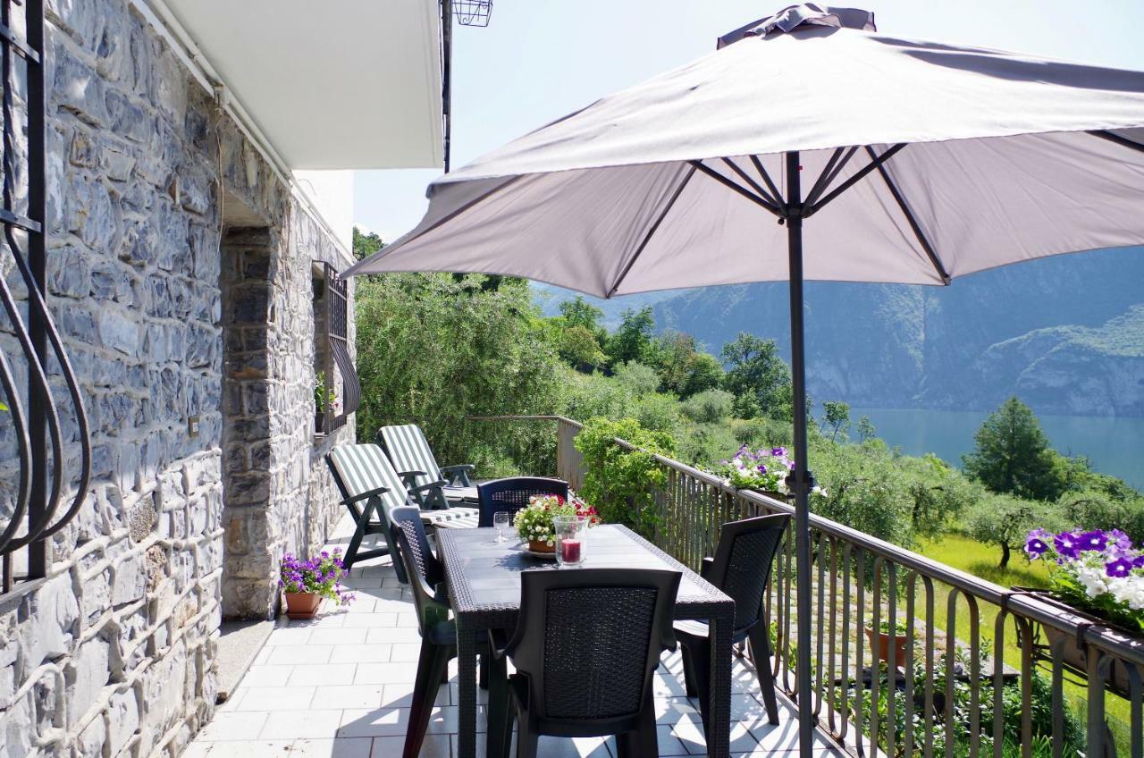 Casa Emilia Βίλα Riva di Solto Εξωτερικό φωτογραφία